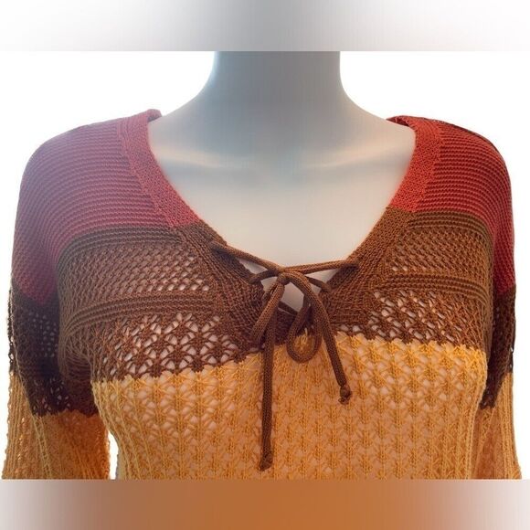 MADISON & HUDSON Knit Sweater Size S - Picture 2 of 4